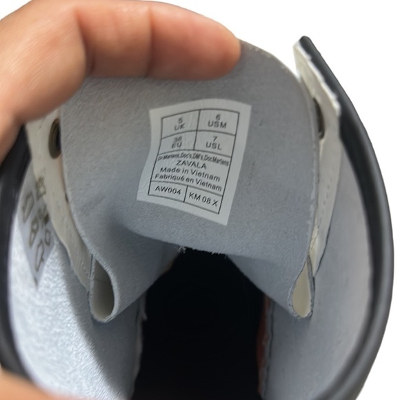 Dr Martens Zavala Combat boots White Leather
Unisex Size Women 7 Men 6 - Picture 9 of 10